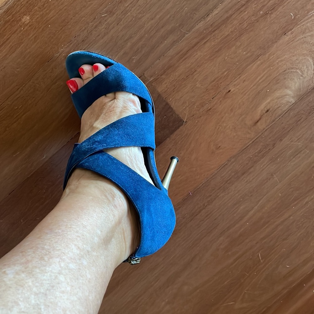 DVF Blue suede stiletto. 7 M. Made in Italy. - Picture 2 of 11